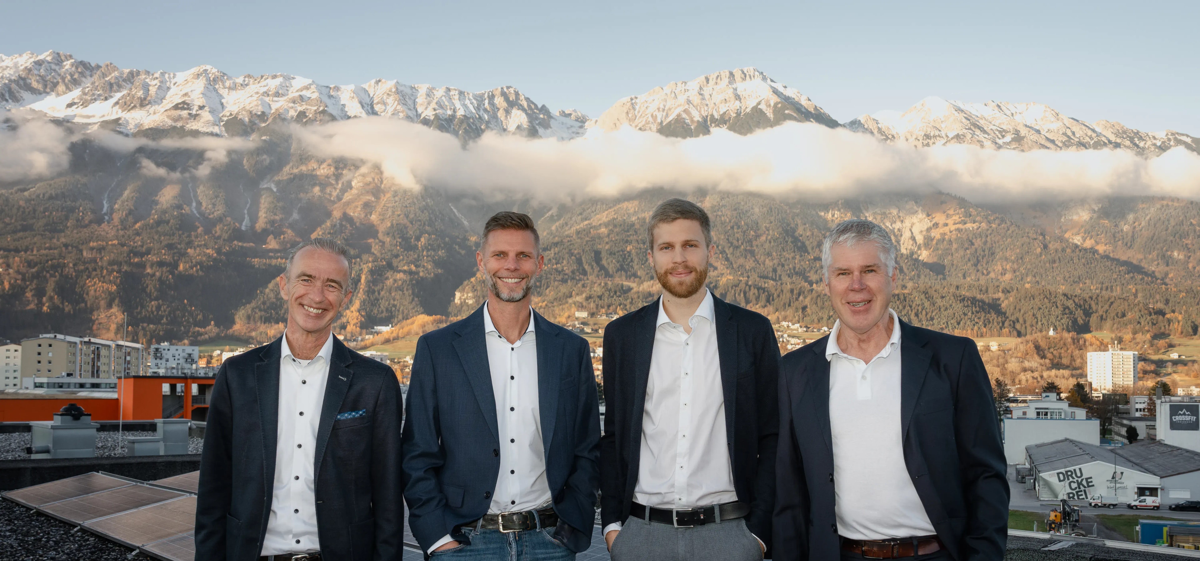 4 Prokursiten am Dach